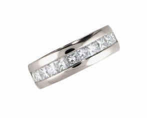 Princess cut diamond band