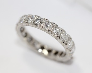 All round diamond platinum band