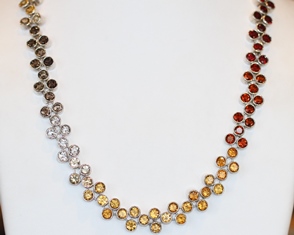 Color graduate gemstone necklace 