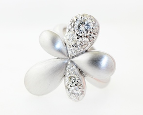 Five petal diamond ring