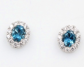 Halo stud earrings