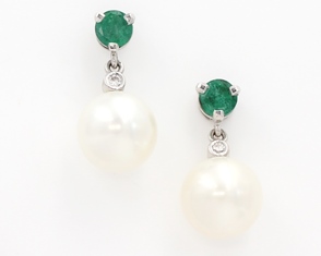 Emerald and pearl earrings